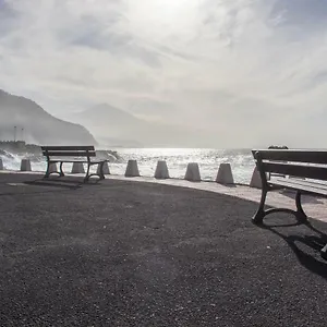 Acogedor Con Vista Al Mar Apartamento